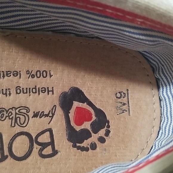 BOBS from Skechers Women' s Red/white/blue Slip On Shoes 9 - Picture 5 of 7